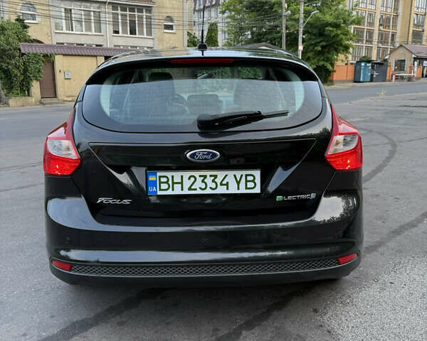 Форд Фокус 2014 у Одесі на Automoto.ua Чорний Форд Фокус, об'ємом двигуна 0 л та пробігом 112 тис. км за 6300 $, фото 6 на Automoto.ua