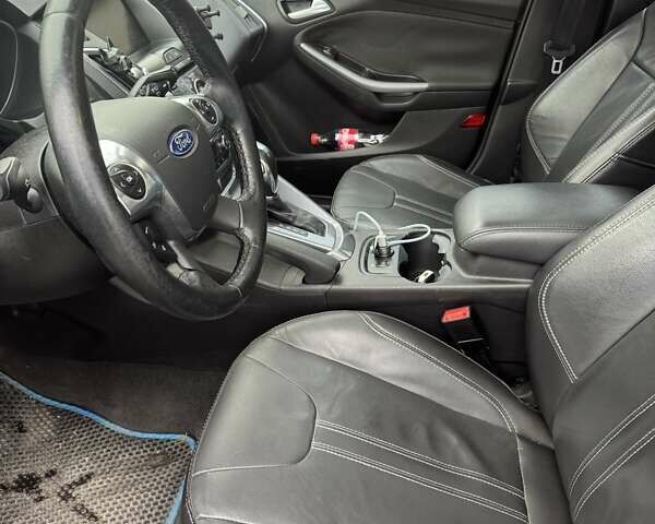 Черный Форд Фокус, объемом двигателя 2 л и пробегом 117 тыс. км за 8999 $, фото 9 на Automoto.ua