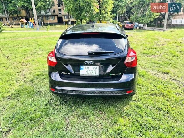 Форд Фокус 2014 у Харкові на Automoto.ua Чорний Форд Фокус, об'ємом двигуна 0 л та пробігом 84 тис. км за 8900 $, фото 4 на Automoto.ua
