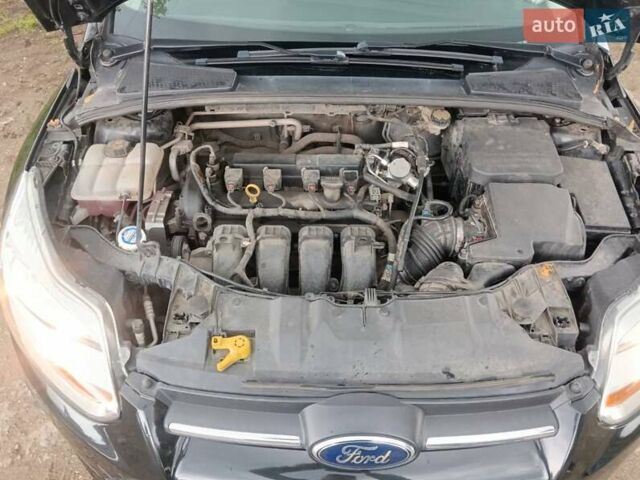 Черный Форд Фокус, объемом двигателя 2 л и пробегом 132 тыс. км за 7200 $, фото 9 на Automoto.ua