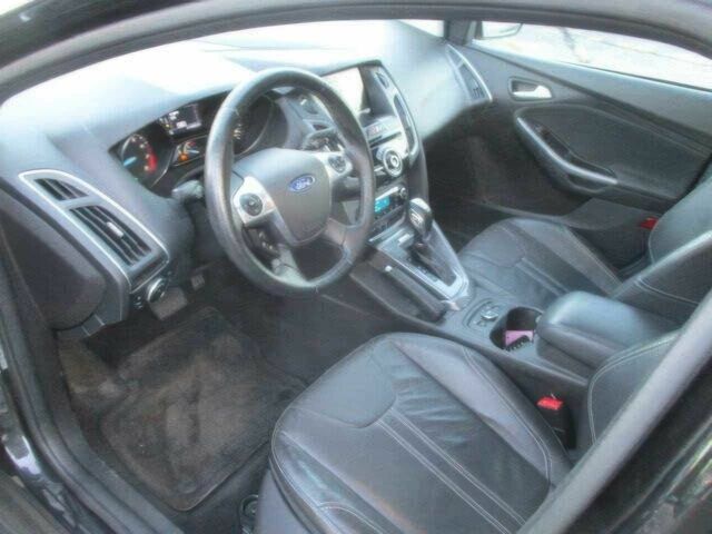 Черный Форд Фокус, объемом двигателя 2 л и пробегом 89 тыс. км за 8000 $, фото 8 на Automoto.ua