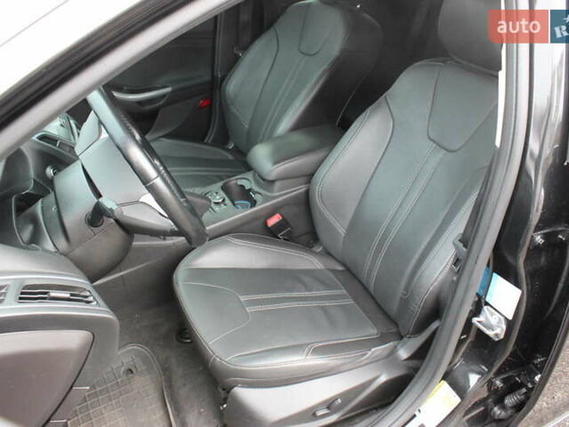 Черный Форд Фокус, объемом двигателя 2 л и пробегом 127 тыс. км за 8500 $, фото 9 на Automoto.ua