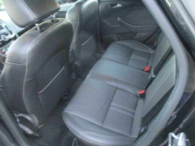 Черный Форд Фокус, объемом двигателя 2 л и пробегом 89 тыс. км за 8000 $, фото 13 на Automoto.ua