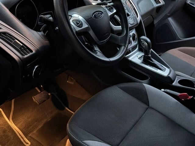 Черный Форд Фокус, объемом двигателя 2 л и пробегом 205 тыс. км за 7490 $, фото 5 на Automoto.ua