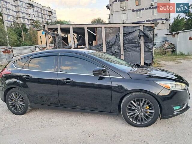 Черный Форд Фокус, объемом двигателя 2 л и пробегом 153 тыс. км за 9999 $, фото 3 на Automoto.ua