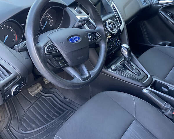 Черный Форд Фокус, объемом двигателя 2 л и пробегом 266 тыс. км за 7300 $, фото 30 на Automoto.ua