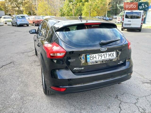 Черный Форд Фокус, объемом двигателя 2 л и пробегом 190 тыс. км за 7800 $, фото 4 на Automoto.ua