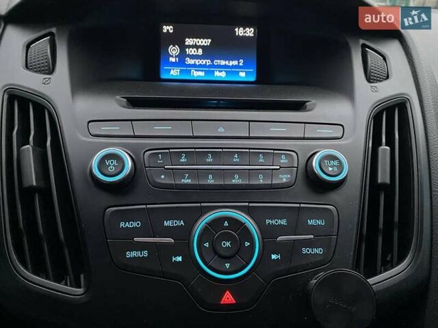 Черный Форд Фокус, объемом двигателя 2 л и пробегом 130 тыс. км за 8900 $, фото 21 на Automoto.ua