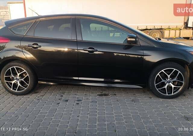 Черный Форд Фокус, объемом двигателя 2 л и пробегом 128 тыс. км за 8500 $, фото 2 на Automoto.ua