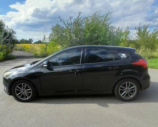 Черный Форд Фокус, объемом двигателя 2 л и пробегом 202 тыс. км за 7500 $, фото 4 на Automoto.ua