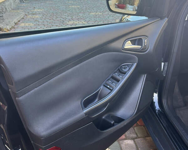 Форд Фокус 2015 в Львове на Automoto.ua Черный Форд Фокус, объемом двигателя 2 л и пробегом 140 тыс. км за 8100 $, фото 25 на Automoto.ua