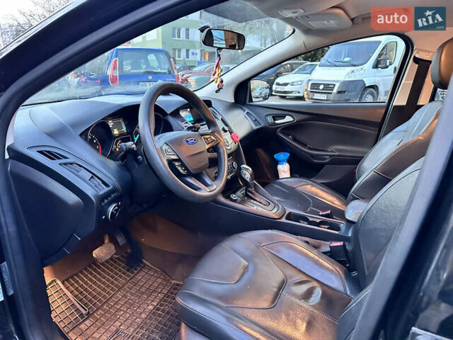 Чорний Форд Фокус, об'ємом двигуна 2 л та пробігом 99 тис. км за 8200 $, фото 4 на Automoto.ua