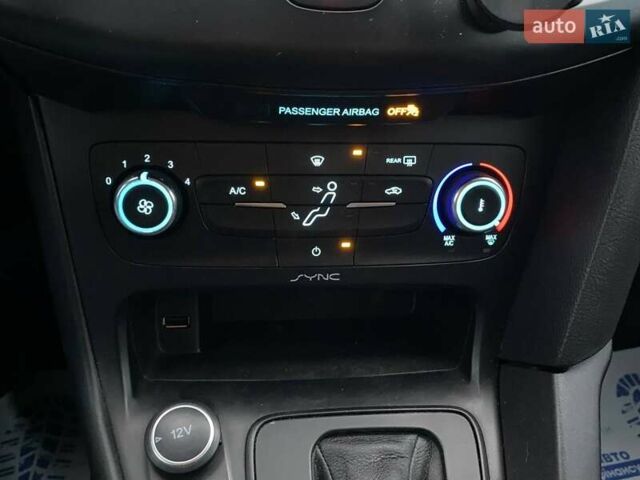 Черный Форд Фокус, объемом двигателя 2 л и пробегом 130 тыс. км за 8900 $, фото 20 на Automoto.ua