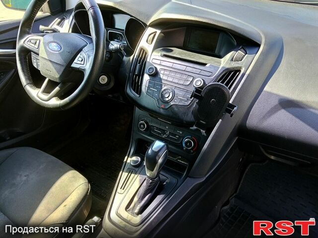 Форд Фокус 2015 в Николаеве на Automoto.ua Черный Форд Фокус, объемом двигателя 2 л и пробегом 136 тыс. км за 5500 $, фото 8 на Automoto.ua