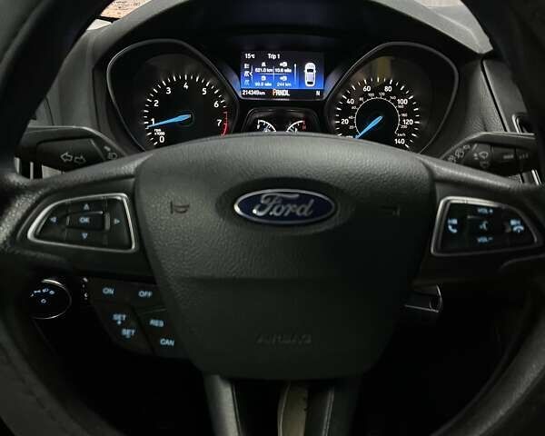 Черный Форд Фокус, объемом двигателя 2 л и пробегом 214 тыс. км за 9236 $, фото 8 на Automoto.ua