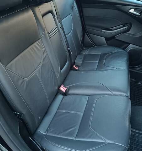 Черный Форд Фокус, объемом двигателя 2 л и пробегом 116 тыс. км за 9200 $, фото 14 на Automoto.ua