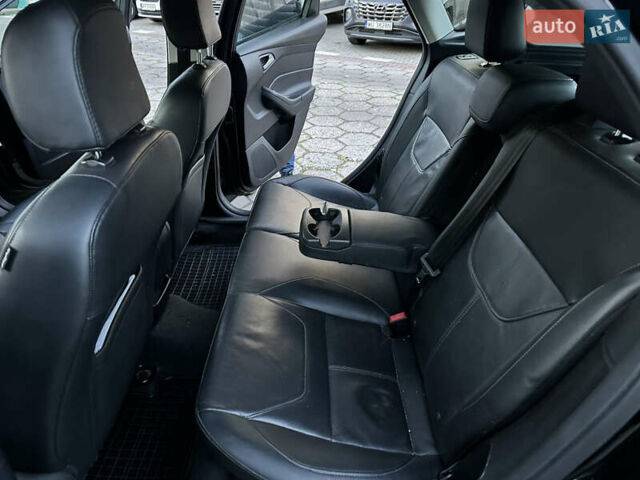 Черный Форд Фокус, объемом двигателя 2 л и пробегом 99 тыс. км за 7999 $, фото 8 на Automoto.ua