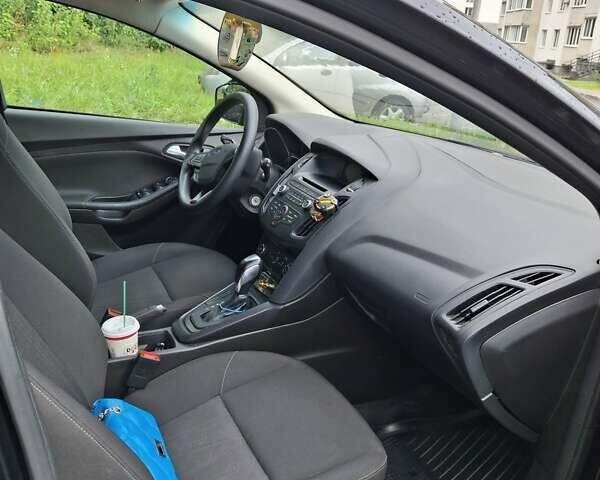 Форд Фокус 2015 у Вінниці на Automoto.ua Чорний Форд Фокус, об'ємом двигуна 2 л та пробігом 214 тис. км за 8400 $, фото 4 на Automoto.ua