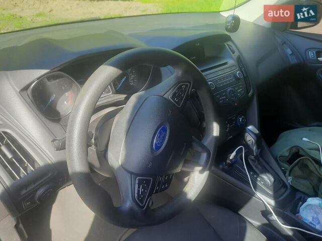 Черный Форд Фокус, объемом двигателя 2 л и пробегом 180 тыс. км за 8000 $, фото 1 на Automoto.ua