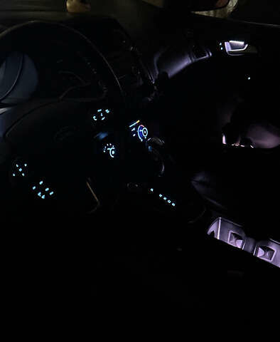 Форд Фокус 2015 в Львове на Automoto.ua Черный Форд Фокус, объемом двигателя 2 л и пробегом 140 тыс. км за 8100 $, фото 53 на Automoto.ua