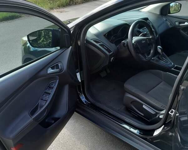 Черный Форд Фокус, объемом двигателя 2 л и пробегом 202 тыс. км за 7500 $, фото 2 на Automoto.ua