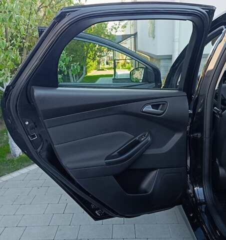 Черный Форд Фокус, объемом двигателя 2 л и пробегом 116 тыс. км за 9200 $, фото 21 на Automoto.ua