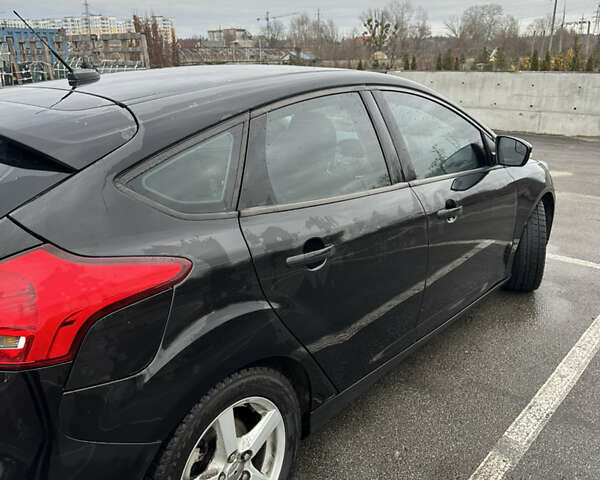 Чорний Форд Фокус, об'ємом двигуна 2 л та пробігом 203 тис. км за 7950 $, фото 7 на Automoto.ua