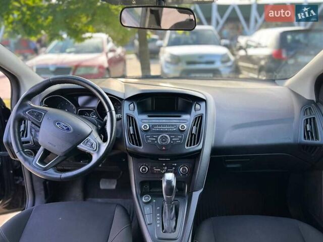 Форд Фокус 2015 в Хмельницком на Automoto.ua Черный Форд Фокус, объемом двигателя 2 л и пробегом 60 тыс. км за 8800 $, фото 1 на Automoto.ua