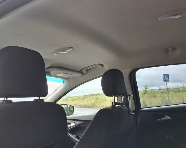 Форд Фокус 2015 у Вінниці на Automoto.ua Чорний Форд Фокус, об'ємом двигуна 2 л та пробігом 214 тис. км за 8400 $, фото 17 на Automoto.ua