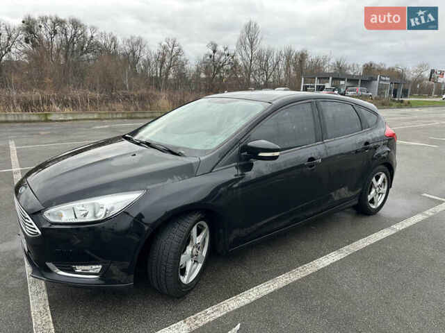 Чорний Форд Фокус, об'ємом двигуна 2 л та пробігом 203 тис. км за 7950 $, фото 1 на Automoto.ua