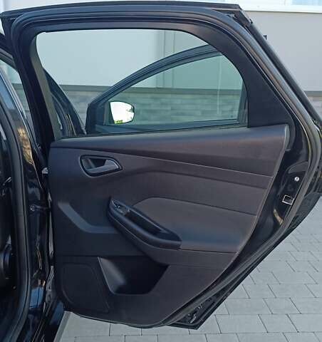 Черный Форд Фокус, объемом двигателя 2 л и пробегом 116 тыс. км за 9200 $, фото 24 на Automoto.ua