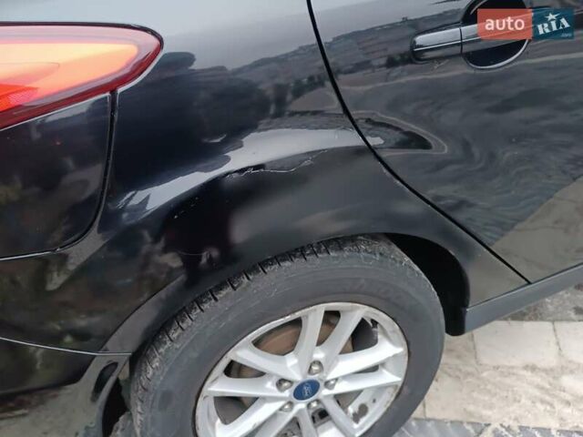 Чорний Форд Фокус, об'ємом двигуна 2 л та пробігом 163 тис. км за 5500 $, фото 16 на Automoto.ua