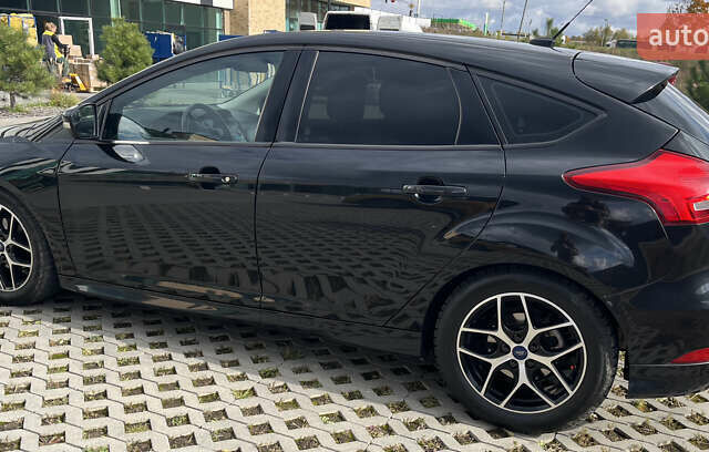 Чорний Форд Фокус, об'ємом двигуна 2 л та пробігом 176 тис. км за 7500 $, фото 7 на Automoto.ua