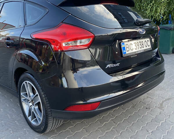 Черный Форд Фокус, объемом двигателя 2 л и пробегом 266 тыс. км за 7300 $, фото 13 на Automoto.ua