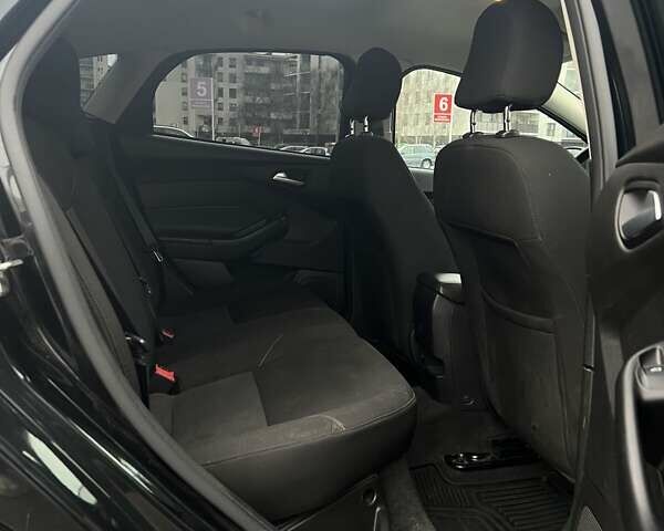 Чорний Форд Фокус, об'ємом двигуна 2 л та пробігом 122 тис. км за 8500 $, фото 10 на Automoto.ua
