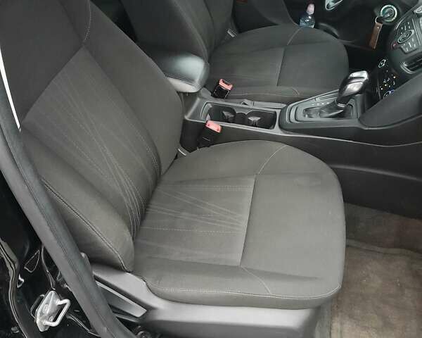 Черный Форд Фокус, объемом двигателя 2 л и пробегом 205 тыс. км за 7500 $, фото 33 на Automoto.ua