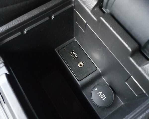 Черный Форд Фокус, объемом двигателя 2 л и пробегом 205 тыс. км за 7500 $, фото 21 на Automoto.ua