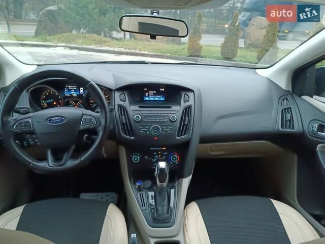 Чорний Форд Фокус, об'ємом двигуна 2 л та пробігом 163 тис. км за 5500 $, фото 11 на Automoto.ua