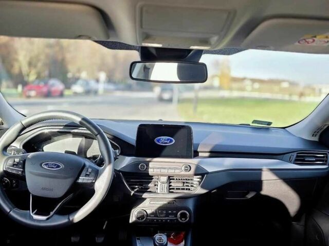 Черный Форд Фокус, объемом двигателя 1 л и пробегом 115 тыс. км за 7999 $, фото 6 на Automoto.ua