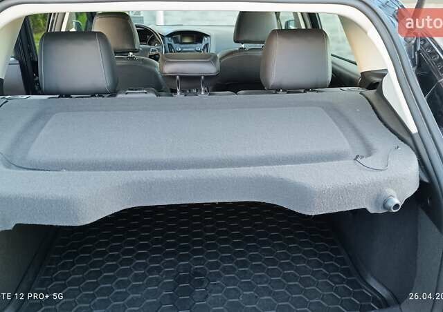 Черный Форд Фокус, объемом двигателя 2 л и пробегом 128 тыс. км за 8500 $, фото 30 на Automoto.ua