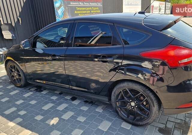 Черный Форд Фокус, объемом двигателя 2 л и пробегом 85 тыс. км за 10300 $, фото 4 на Automoto.ua
