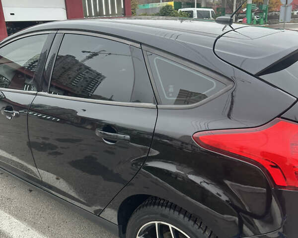 Черный Форд Фокус, объемом двигателя 2 л и пробегом 219 тыс. км за 8800 $, фото 12 на Automoto.ua