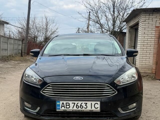 Чорний Форд Фокус, об'ємом двигуна 2 л та пробігом 121 тис. км за 9000 $, фото 2 на Automoto.ua