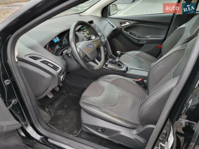 Черный Форд Фокус, объемом двигателя 2 л и пробегом 160 тыс. км за 8000 $, фото 5 на Automoto.ua