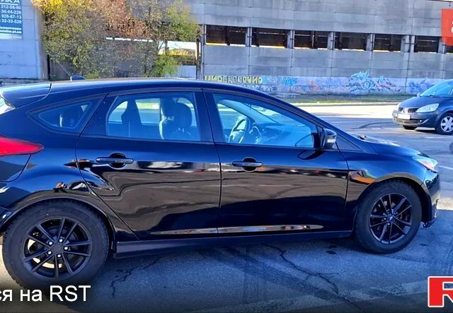 Черный Форд Фокус, объемом двигателя 2 л и пробегом 143 тыс. км за 9100 $, фото 4 на Automoto.ua