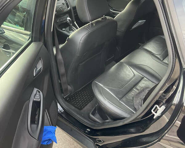 Черный Форд Фокус, объемом двигателя 2 л и пробегом 187 тыс. км за 8750 $, фото 2 на Automoto.ua