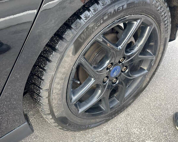 Черный Форд Фокус, объемом двигателя 2 л и пробегом 187 тыс. км за 8750 $, фото 4 на Automoto.ua