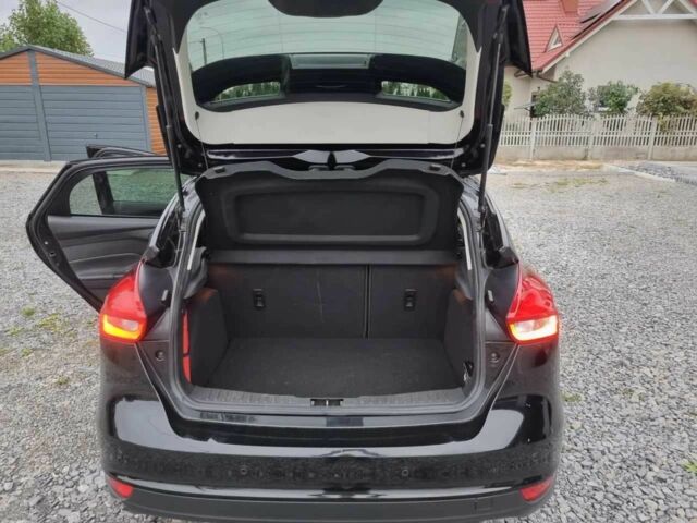 Черный Форд Фокус, объемом двигателя 2 л и пробегом 160 тыс. км за 8000 $, фото 6 на Automoto.ua