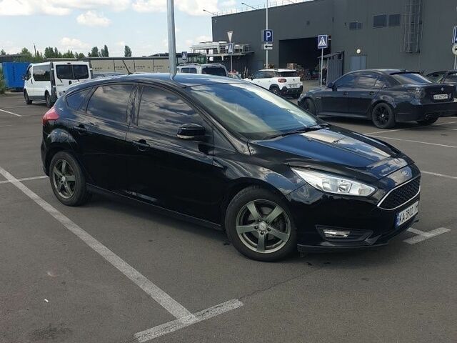 Чорний Форд Фокус, об'ємом двигуна 1 л та пробігом 132 тис. км за 6402 $, фото 3 на Automoto.ua
