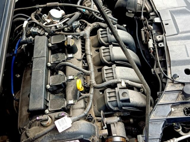 Черный Форд Фокус, объемом двигателя 2 л и пробегом 68 тыс. км за 9500 $, фото 11 на Automoto.ua